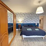 Apartament Hypercentral Champagne Nest
