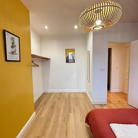 Hypercentral Champagne Nest * إيبيرني