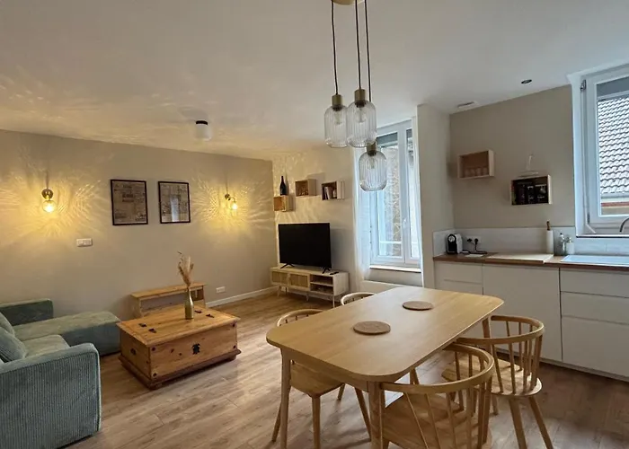 Daire Hypercentral Champagne Nest