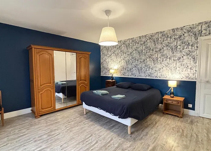 Daire Hypercentral Champagne Nest *