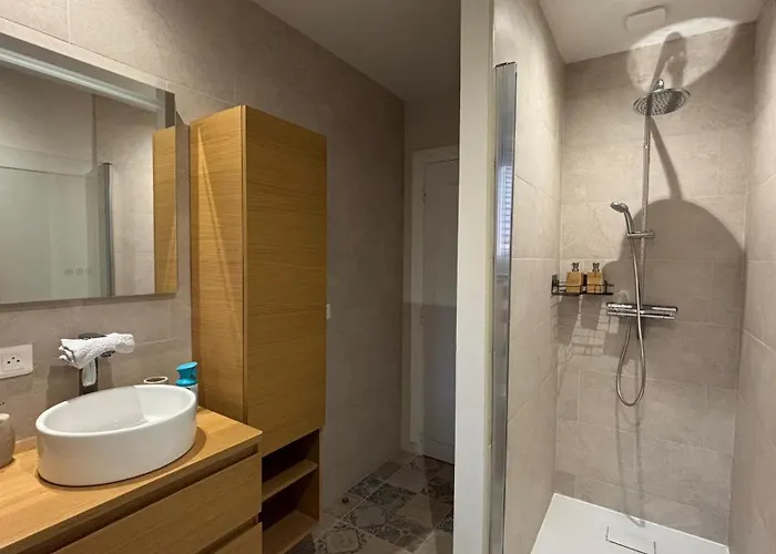 Hypercentral Champagne Nest Daire Épernay