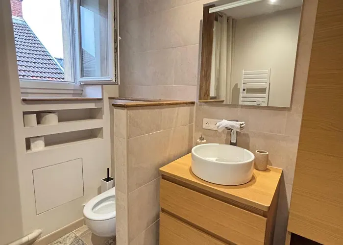 Daire Hypercentral Champagne Nest